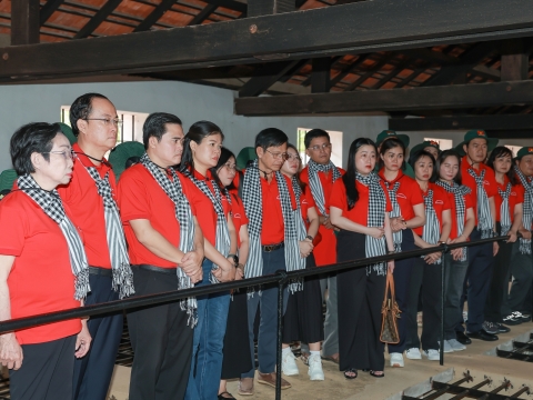 ĐẢNG UỶ CÁC CƠ QUAN ĐẢNG TP. HỒ CHÍ MINH - CÔN ĐẢO LINH THIÊNG