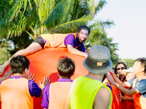 Hồ Tràm 2024 - Ngân Hàng TP Bank Chi nhánh, Quận 4