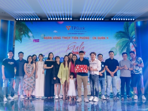 Hồ Tràm 2024 - Ngân Hàng TP Bank Chi nhánh, Quận 4