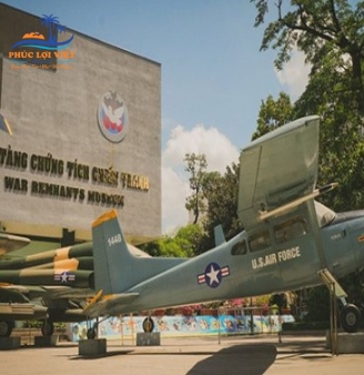 BẢO TÀNG CHỨNG TÍCH CHIẾN TRANH – CÔNG VIÊN NƯỚC ĐẦM SEN